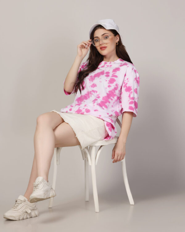 White Pink Oversize Scrunch T- Shirt for Women By Dei Lusso - Image 8