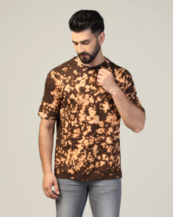 Brown Abstract Off Shoulder Scrunch T- Shirt for Men By Dei Lusso - Image 5