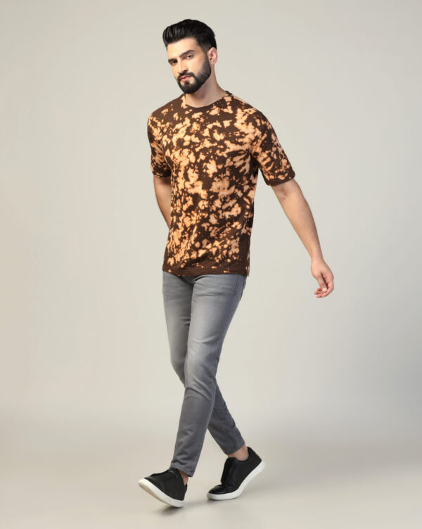 Brown Abstract Off Shoulder Scrunch T- Shirt for Men By Dei Lusso - Image 6