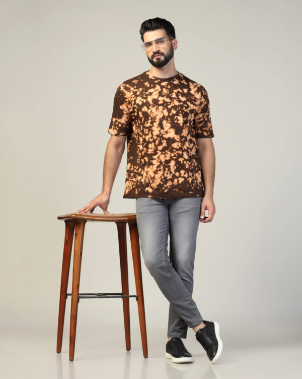 Brown Abstract Off Shoulder Scrunch T- Shirt for Men By Dei Lusso - Image 8