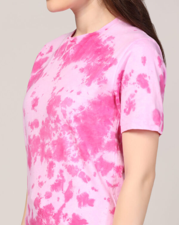 White Pink Scrunch T- Shirt for Women By Dei Lusso - Image 7