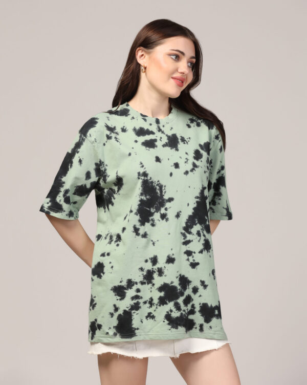 Sage Green Black Oversize Scrunch T- Shirt for Women By Dei Lusso - Image 3